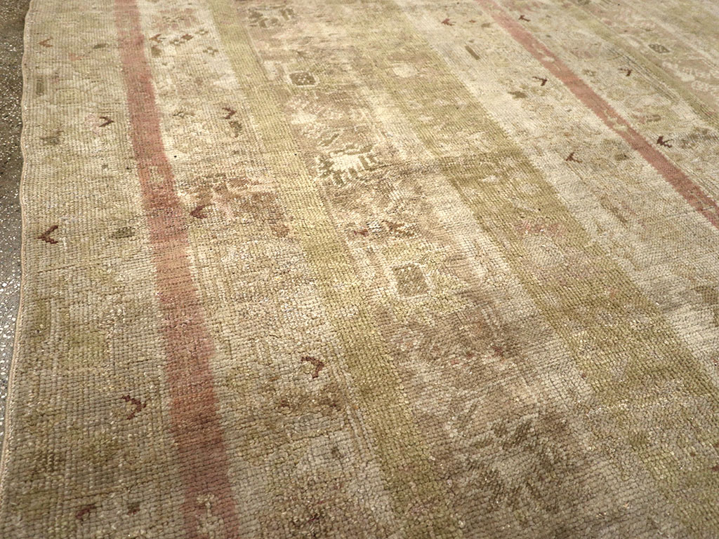 Antique ghiordes Carpet - # 58070