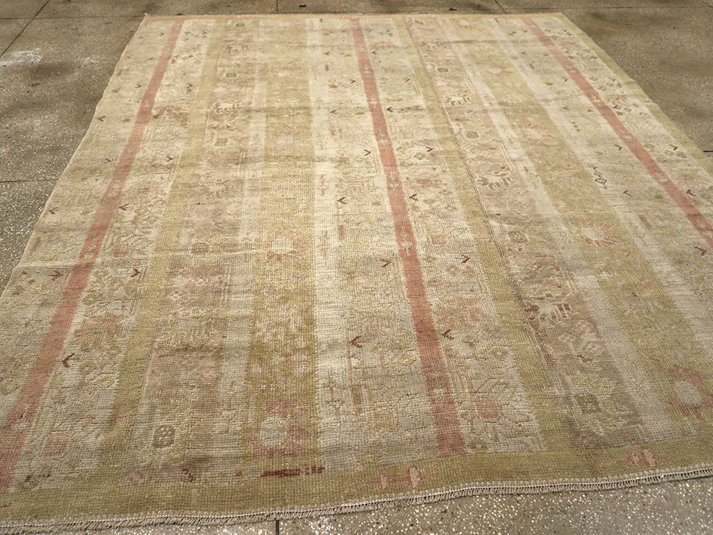 Antique ghiordes Carpet - # 58070