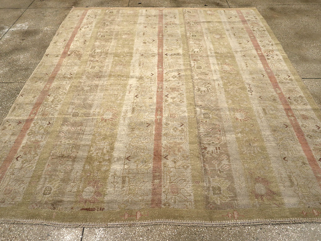 Antique ghiordes Carpet - # 58070