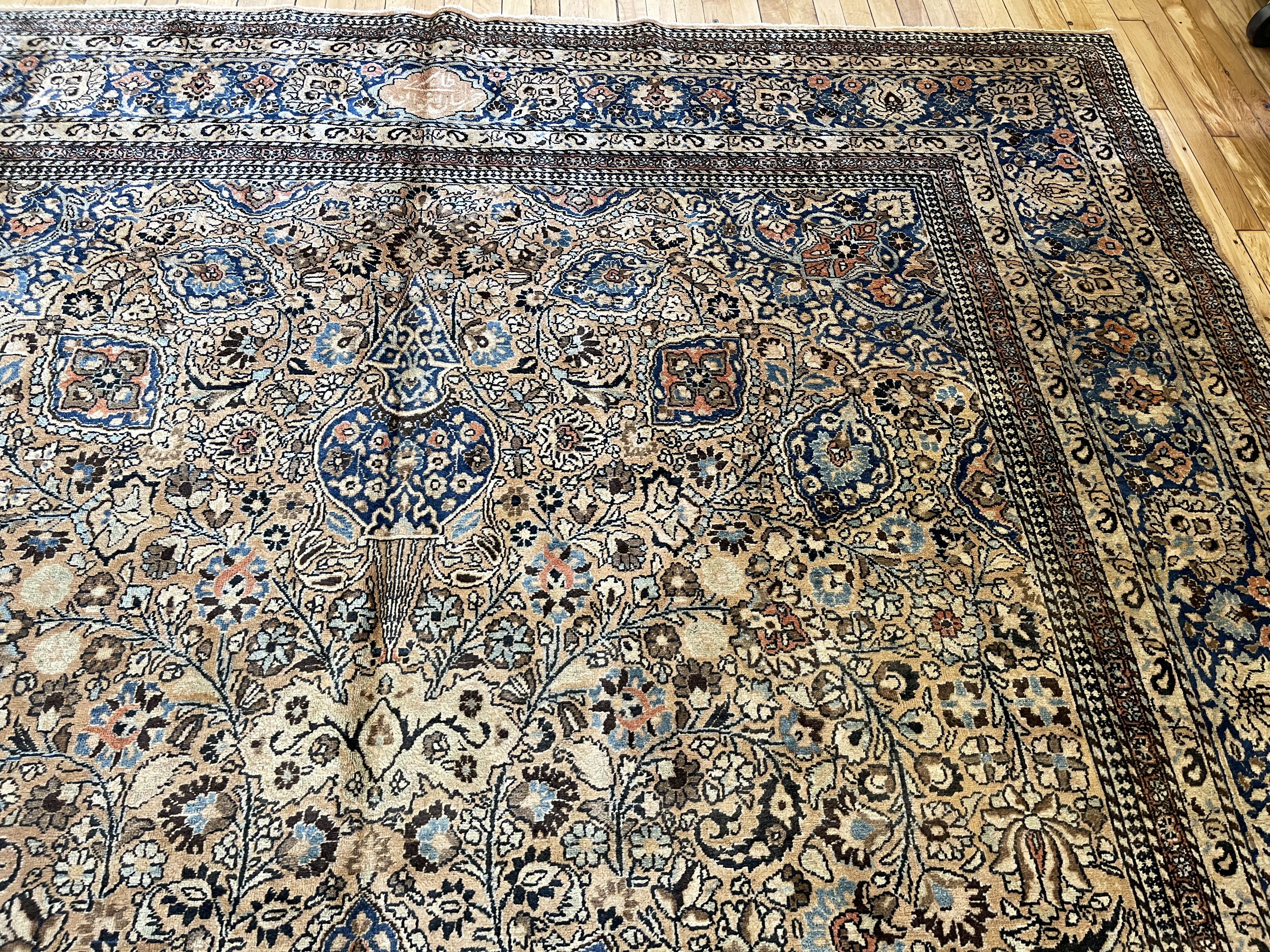 Antique meshed Carpet - # 78327