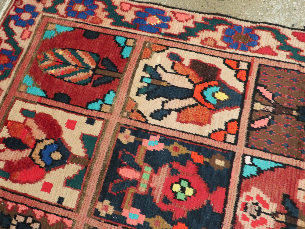 baktiari Rug - # 104514