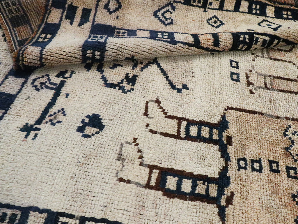 baktiari Rug - # 106848