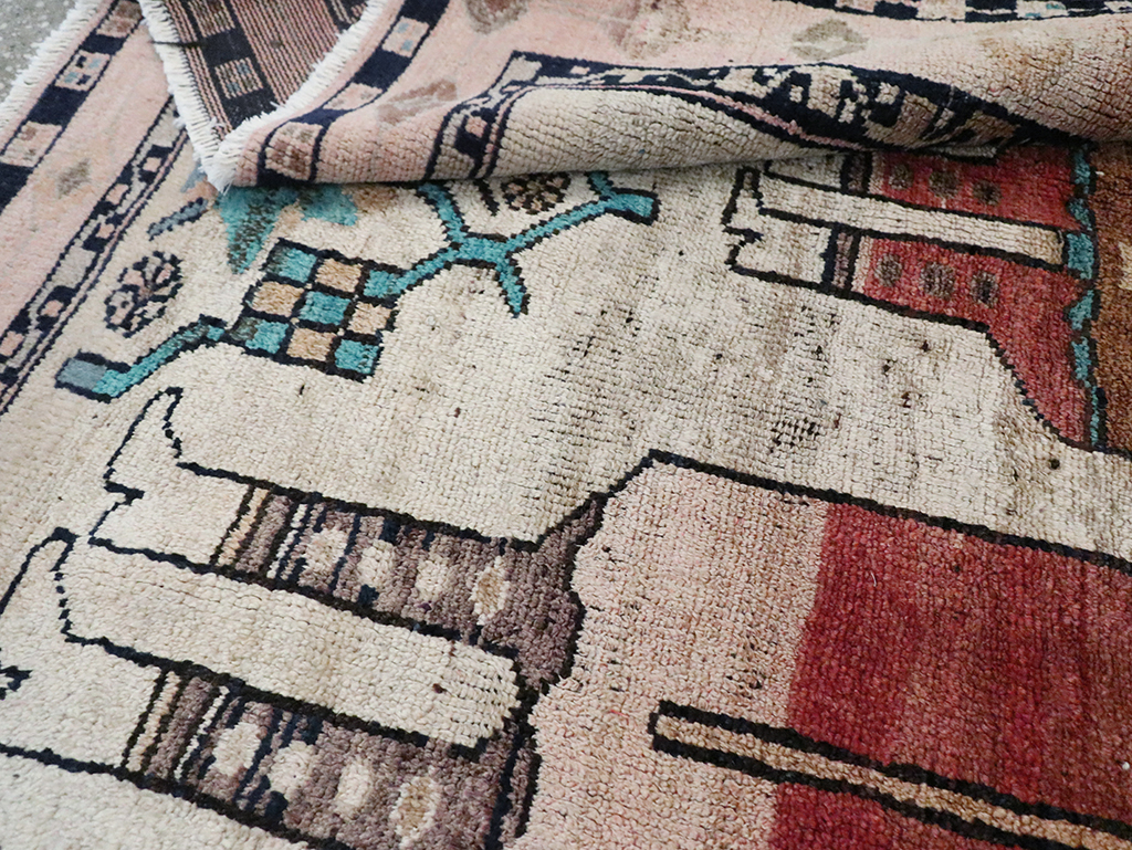 baktiari Rug - # 106853