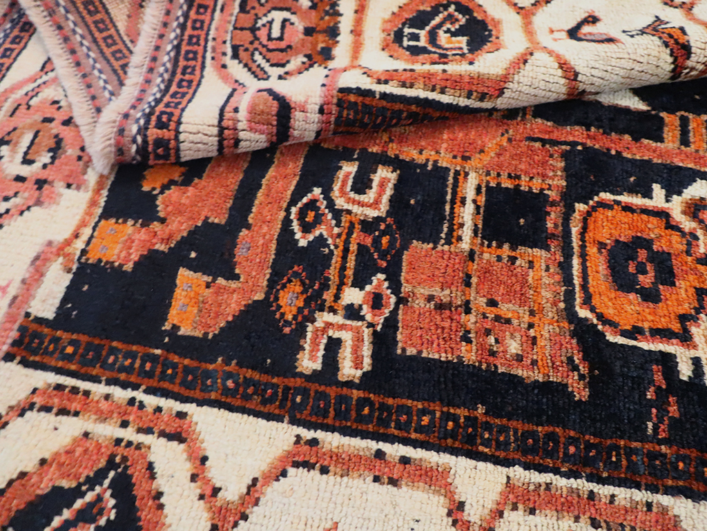 baktiari Rug - # 106854