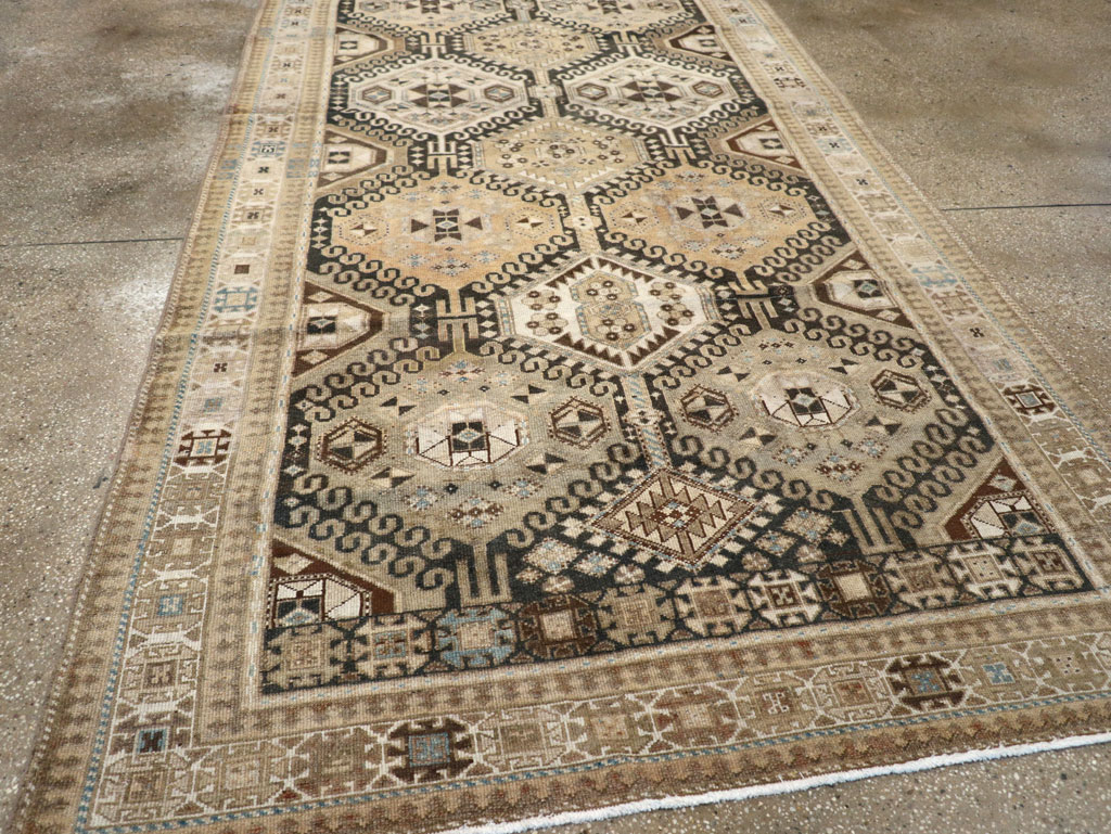 baktiari Rug - # 106897