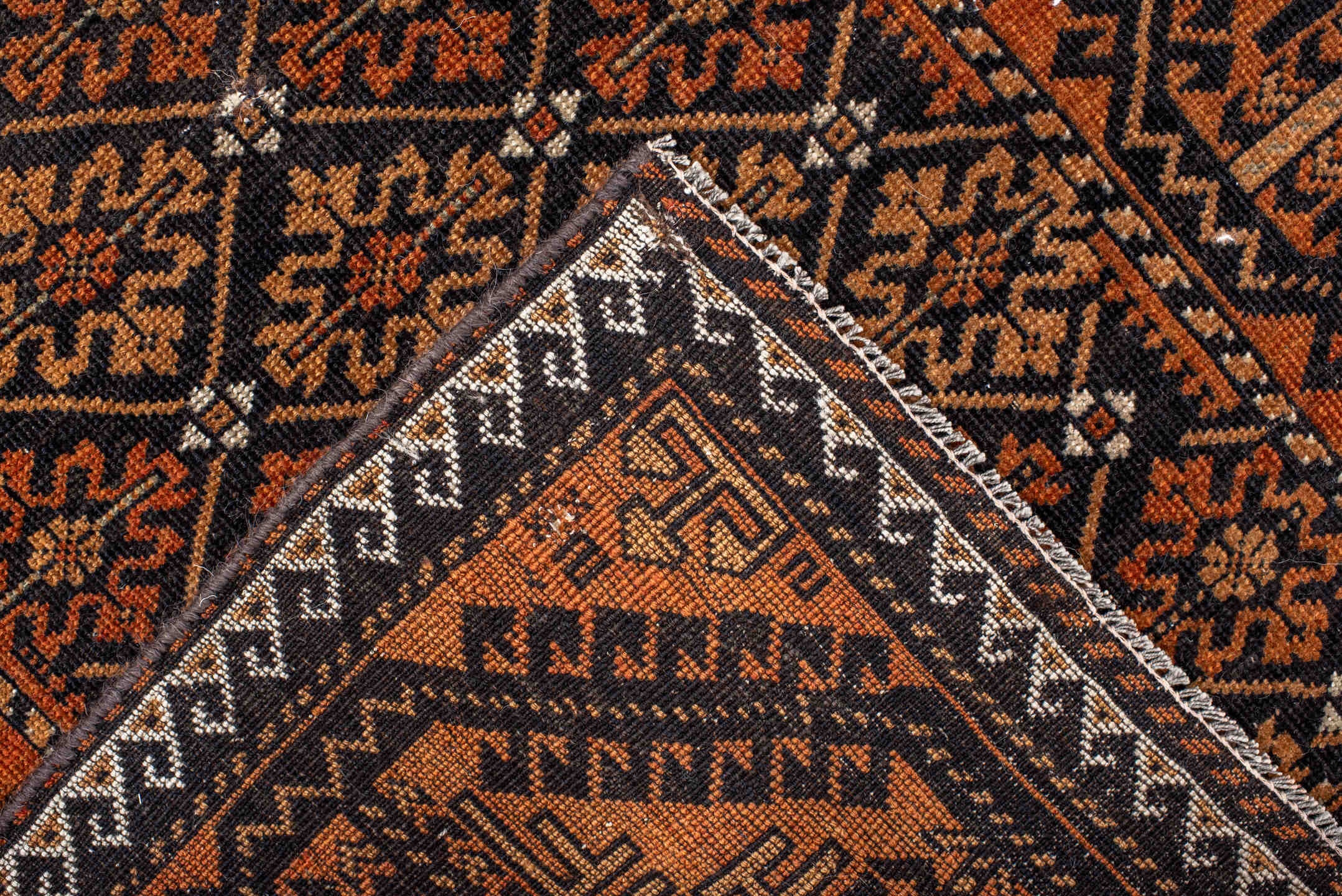 belouch Rug - # 125705