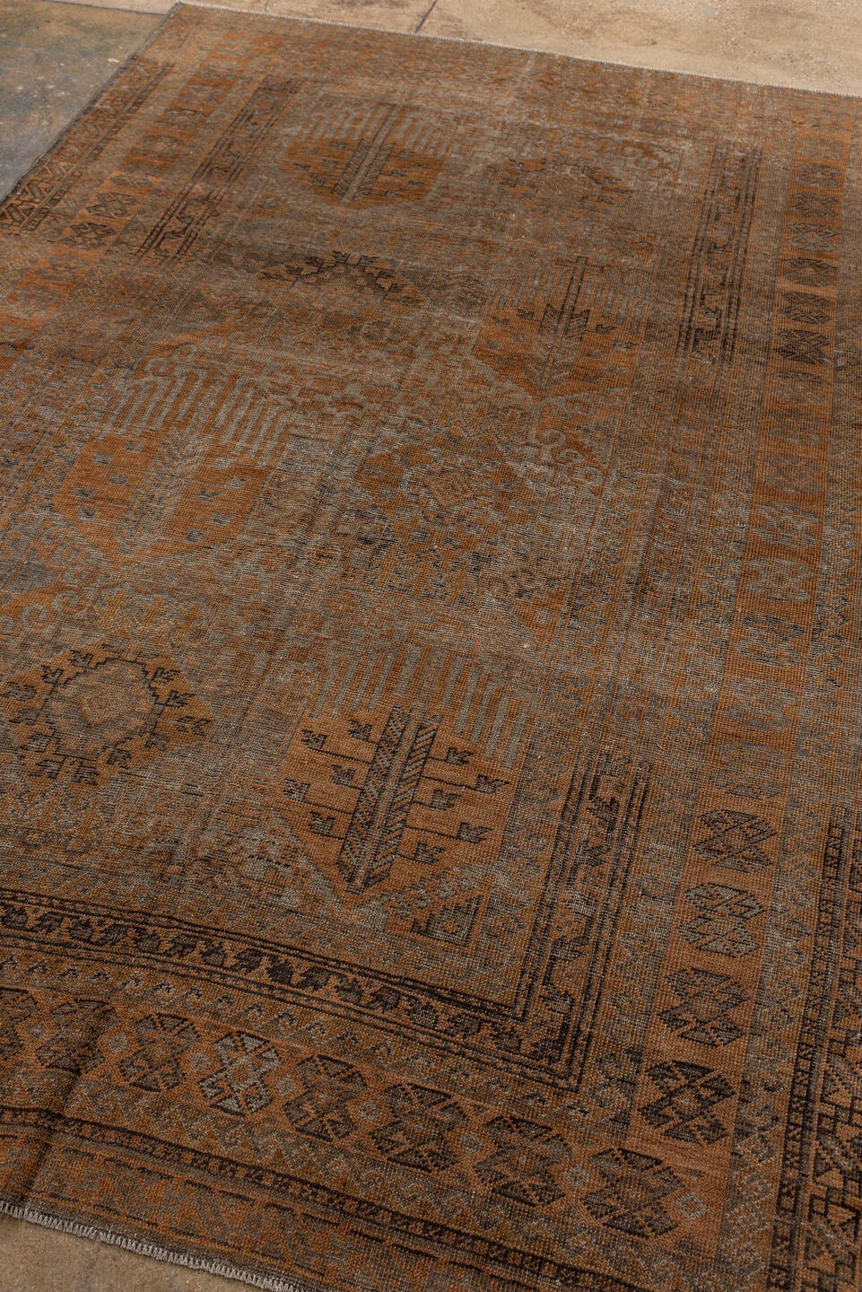 belouch Rug - # 127421