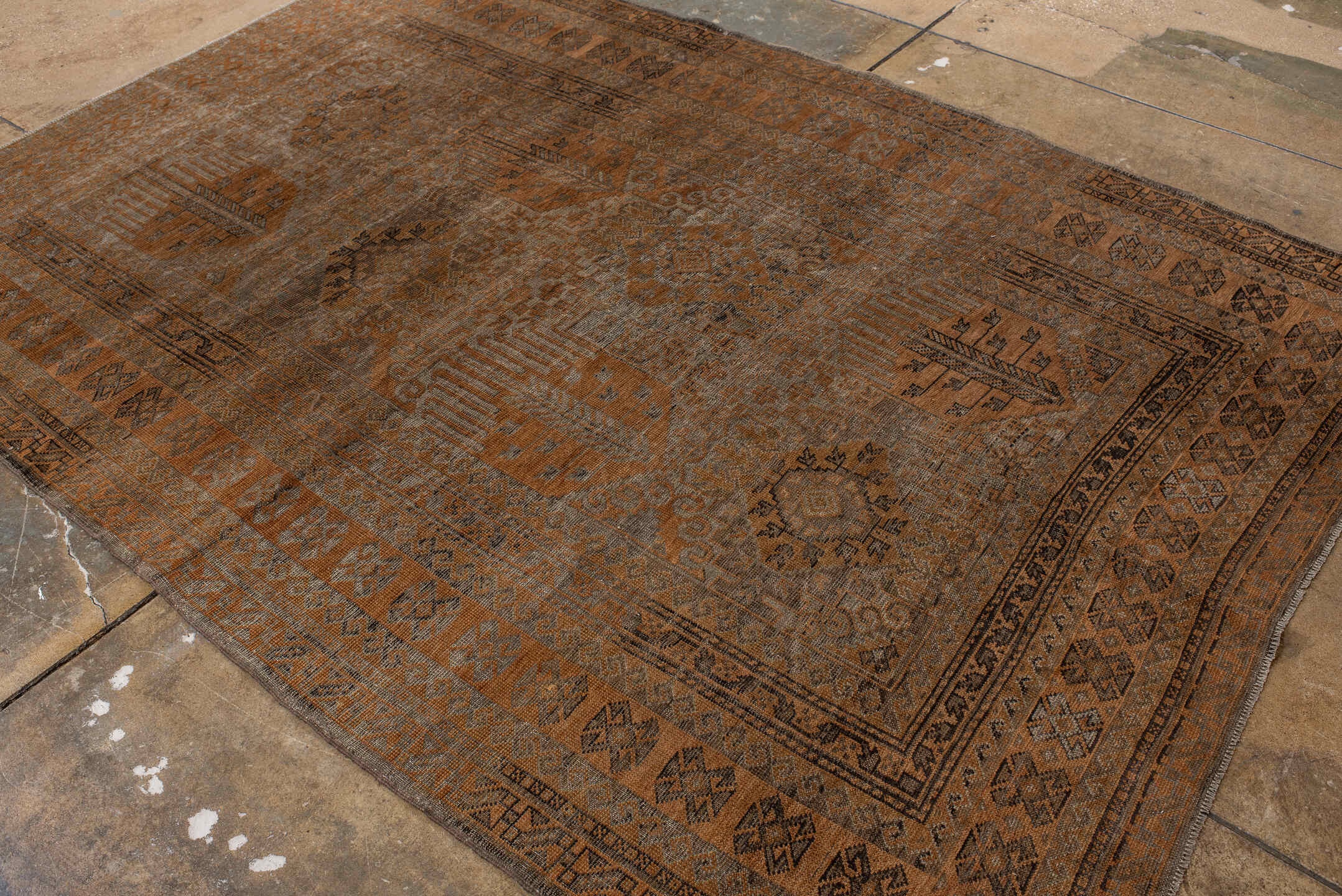 belouch Rug - # 127421