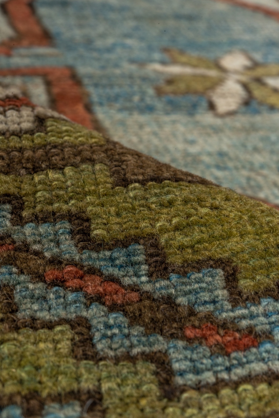 caucasian Rug - # 125989