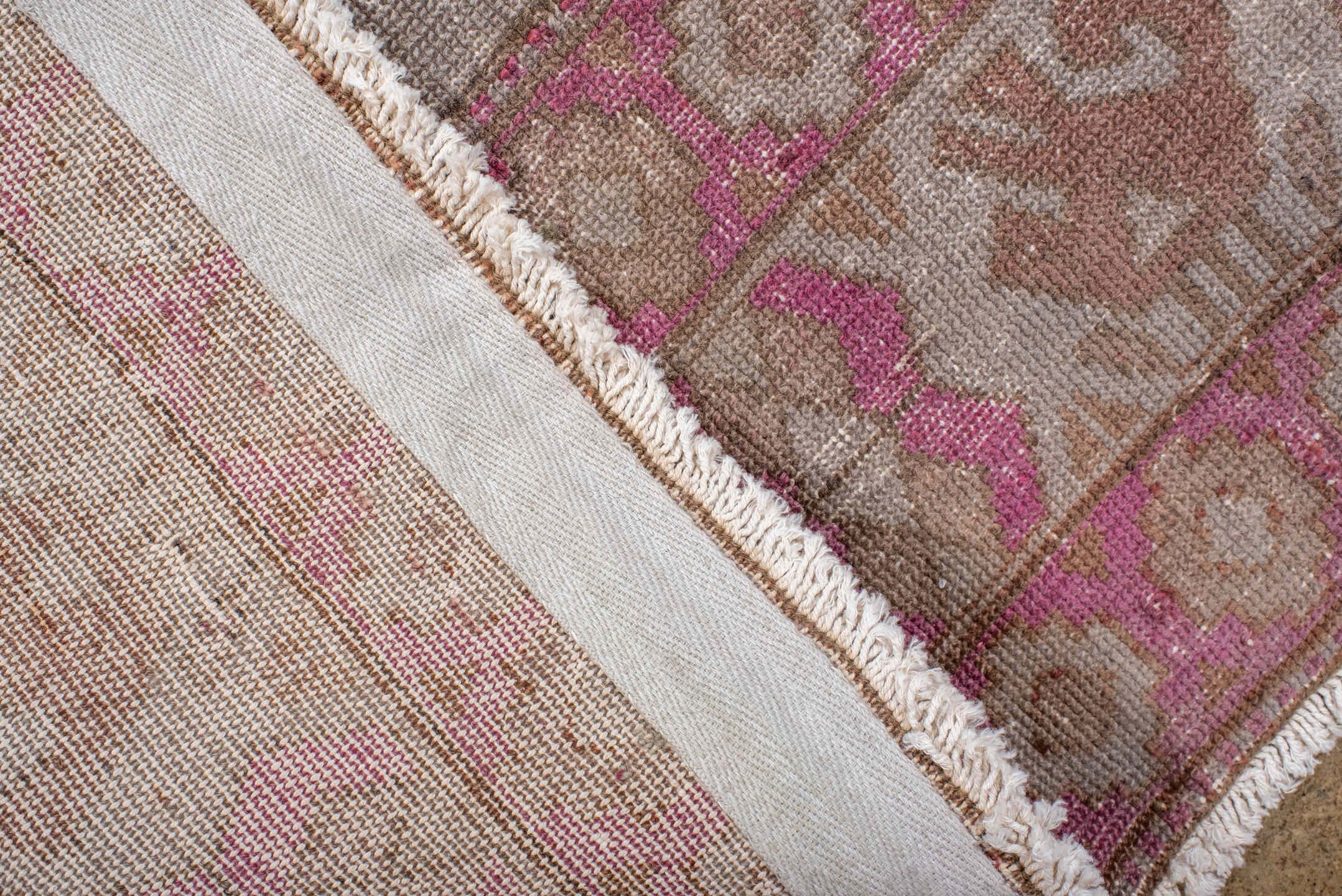 caucasian Rug - # 127001