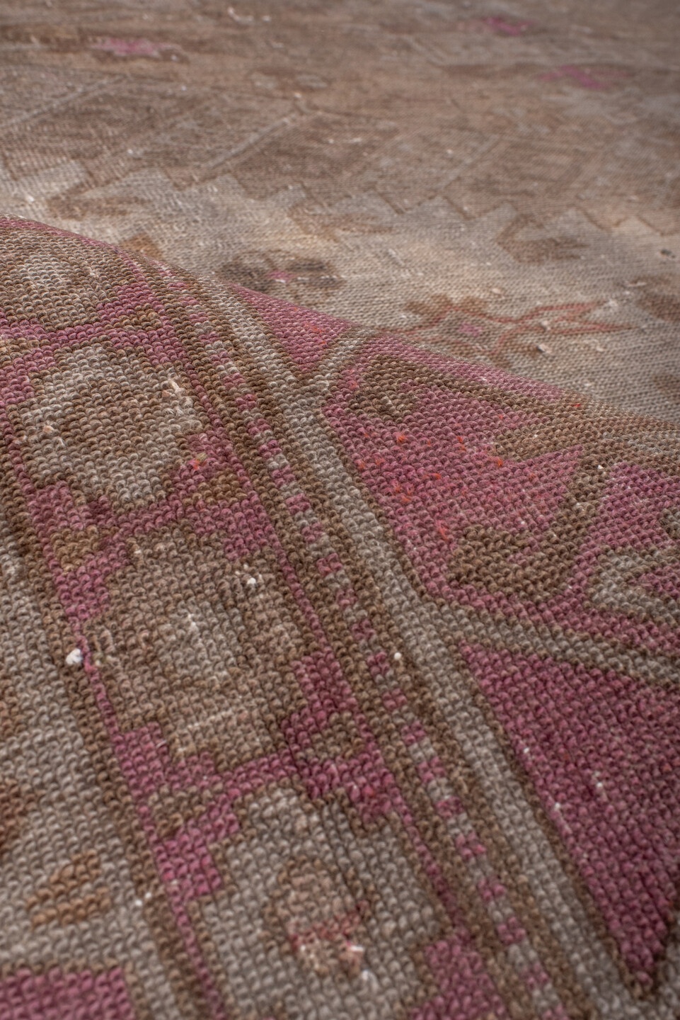 caucasian Rug - # 127001