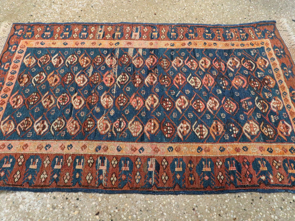 central Rug - # 101904