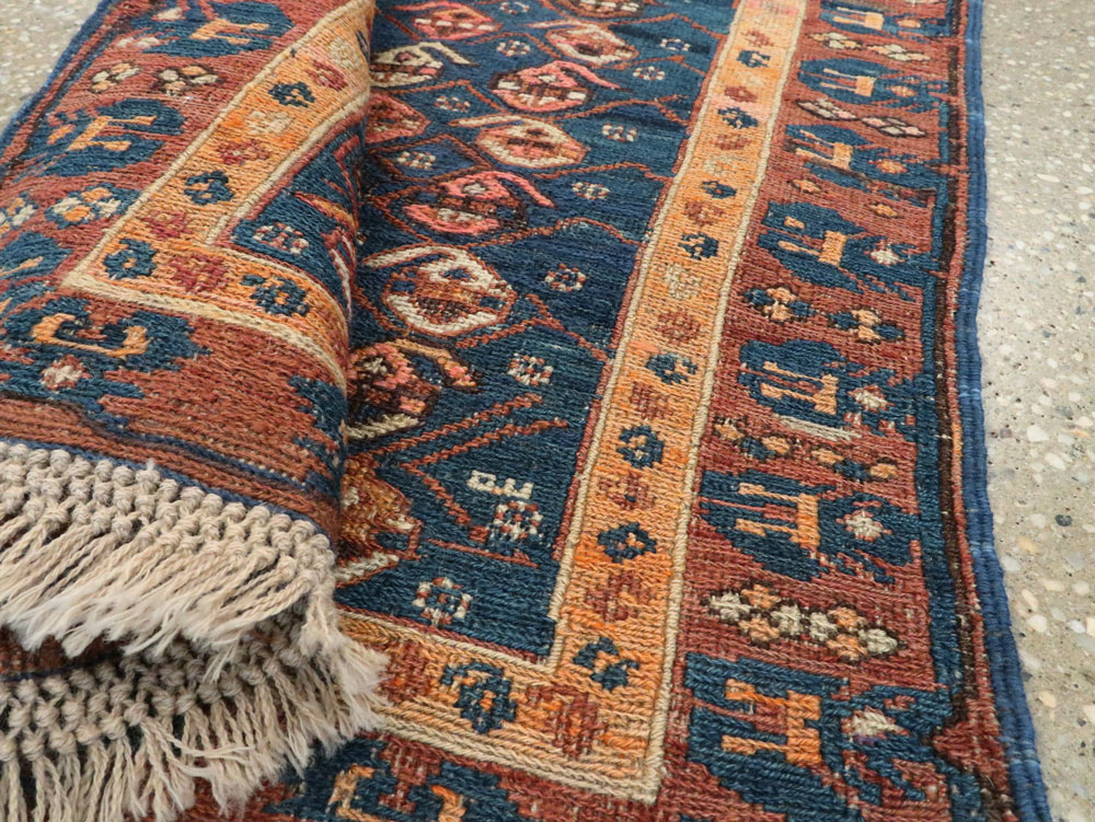 central Rug - # 101904