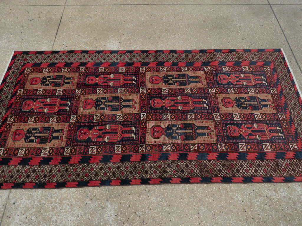 central Rug - # 105470