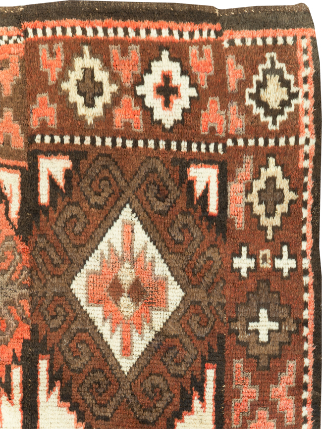 central Rug - # 107863