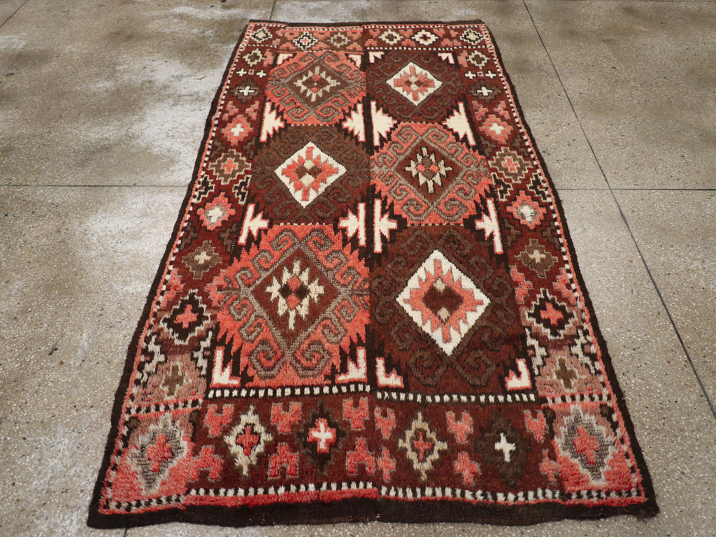 central Rug - # 107863