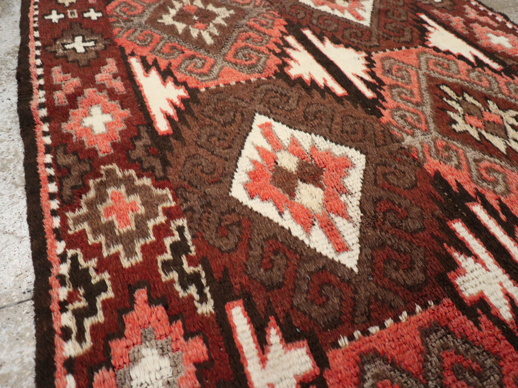 central Rug - # 107863