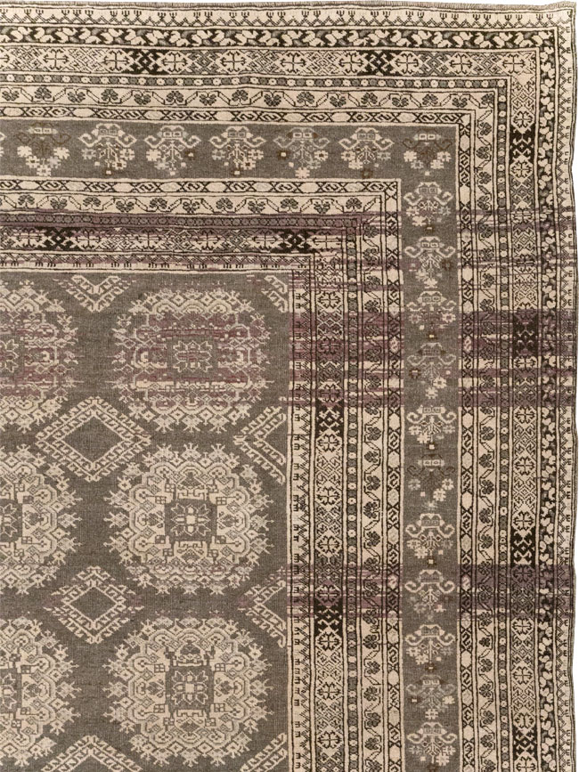 central Carpet - # 107799