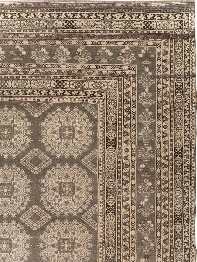 central Carpet - # 107799