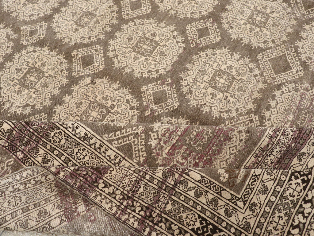central Carpet - # 107799
