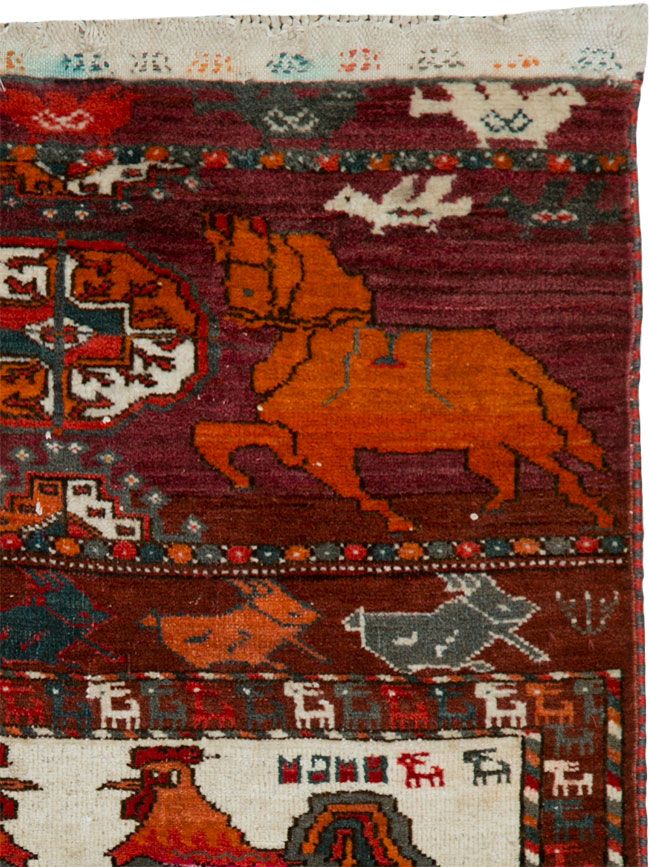 central Rug - # 104558