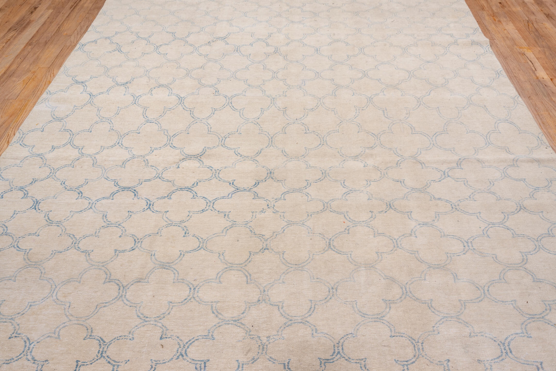 contemporary Carpet - # 128479
