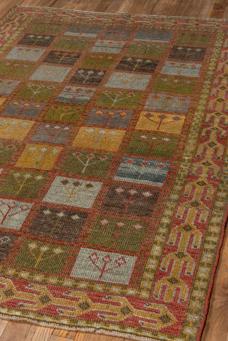 gabbe Rug - # 126092