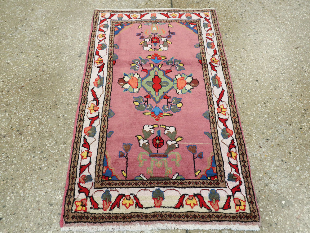hamadan Rug - # 104910