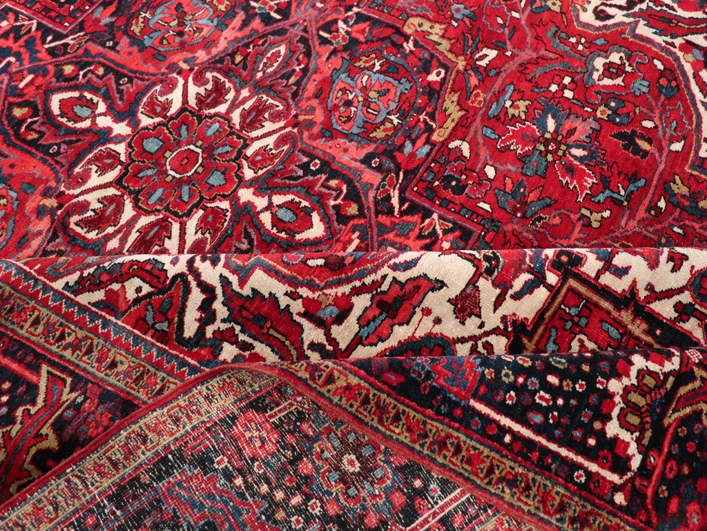 heriz Carpet - # 100871