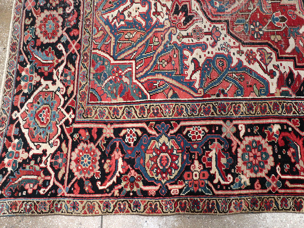 heriz Carpet - # 108911