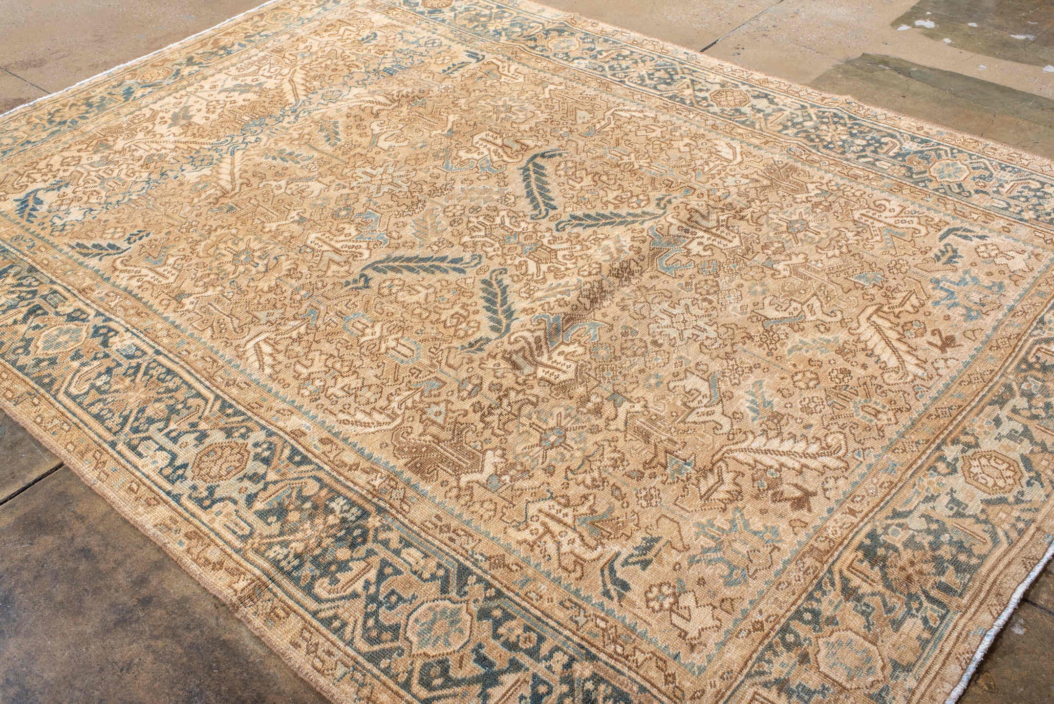 heriz Carpet - # 128416