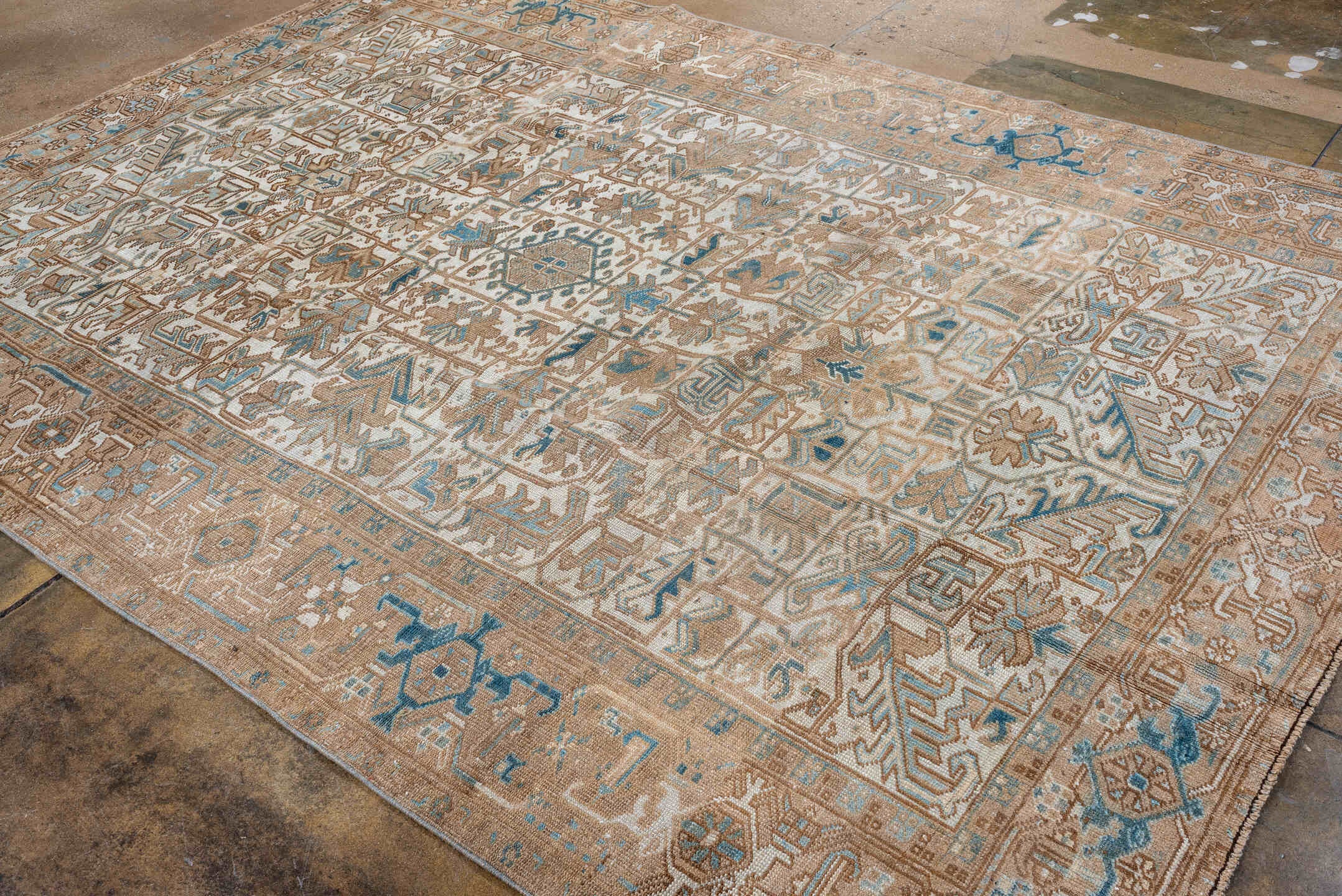 heriz Carpet - # 128596