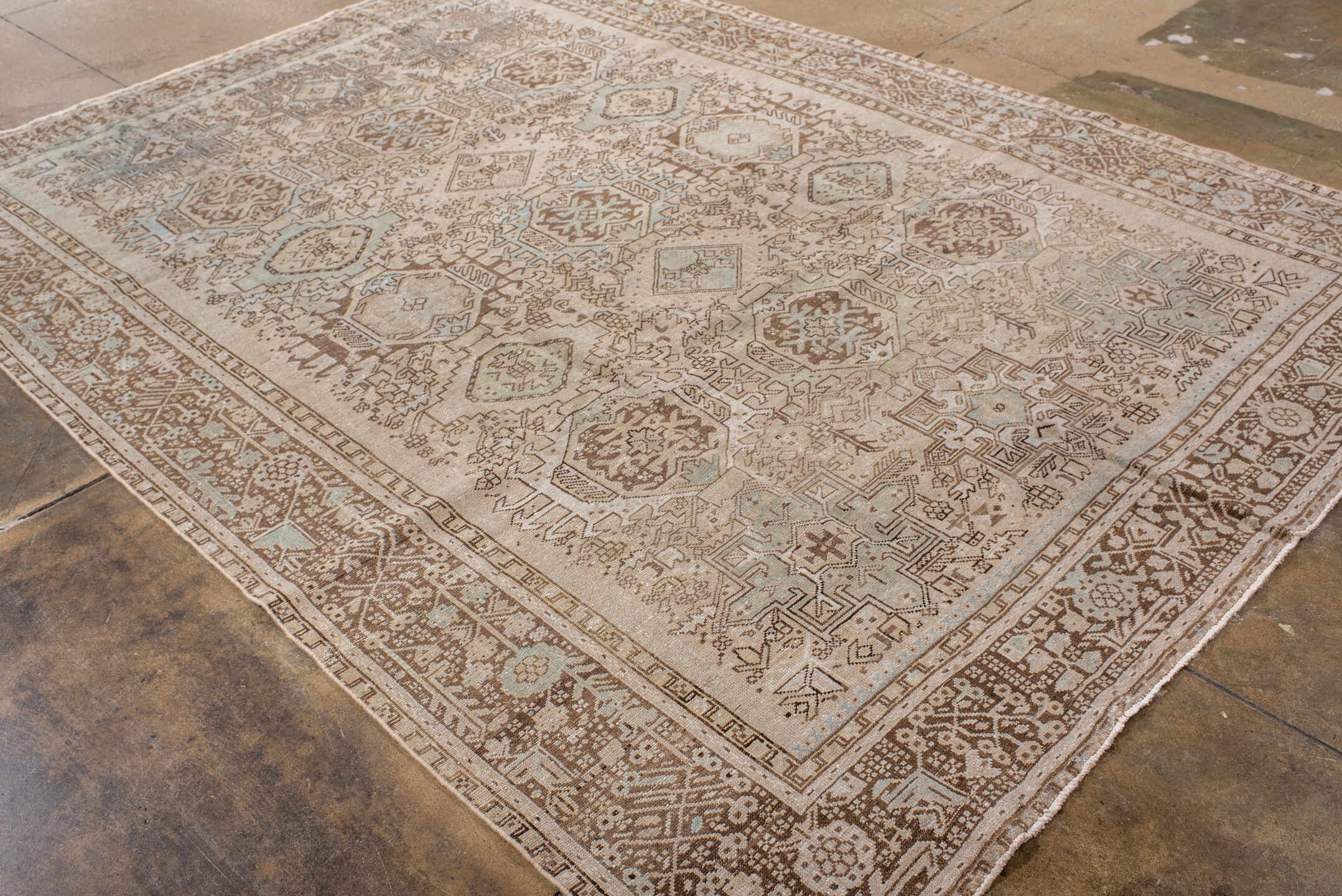 heriz Carpet - # 128817
