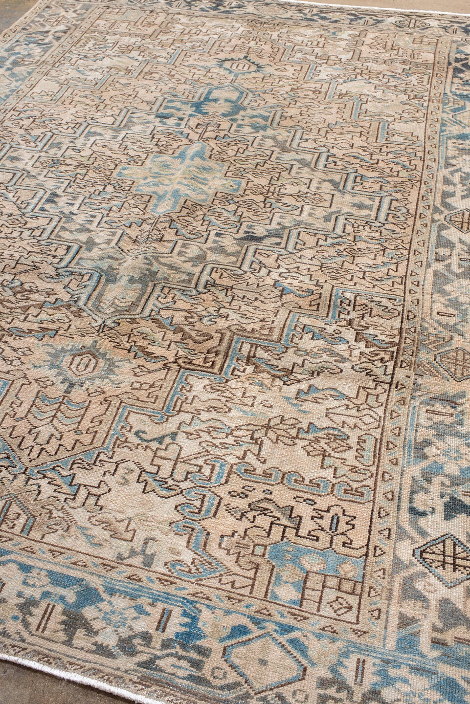 heriz Rug - # 128092