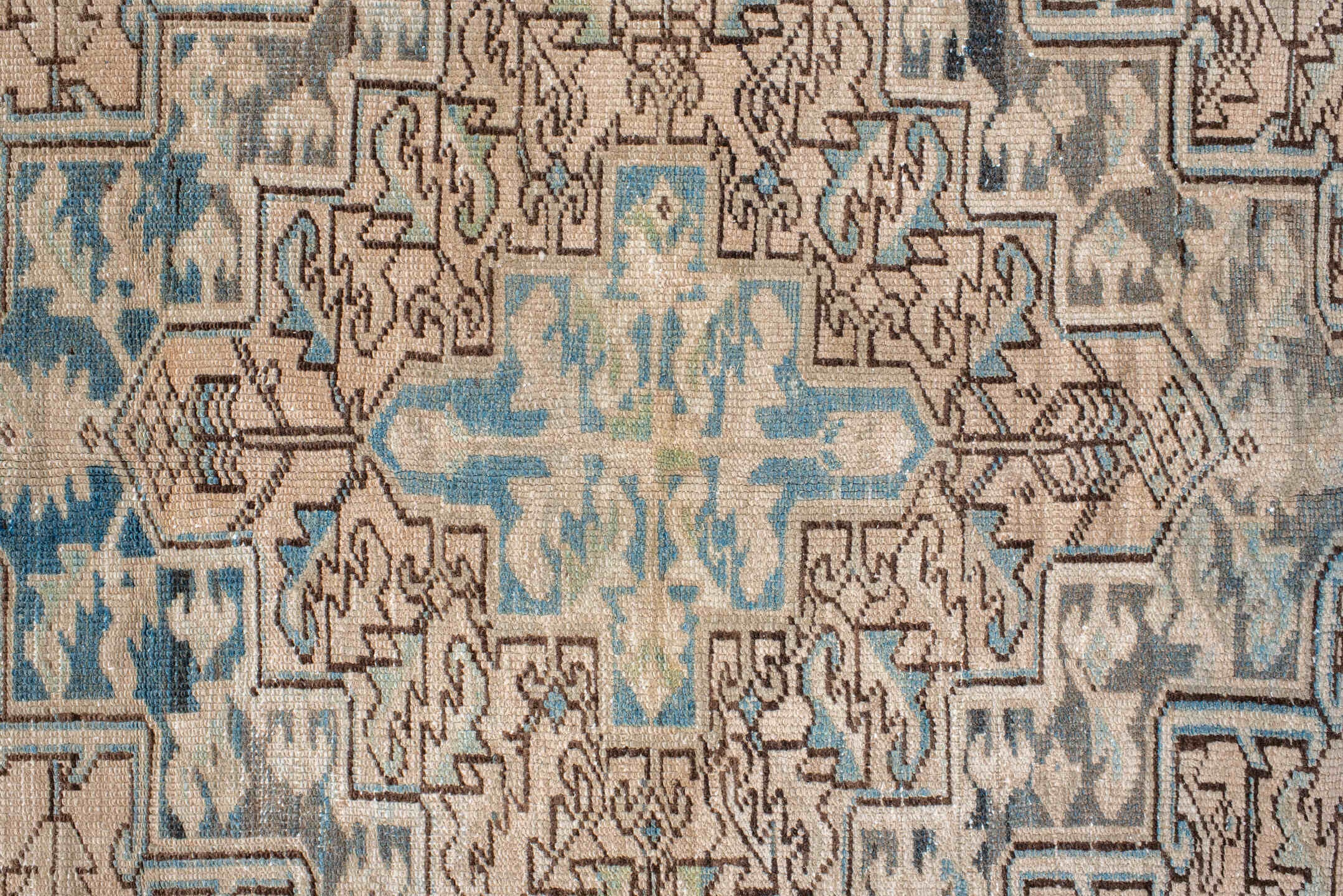 heriz Rug - # 128092
