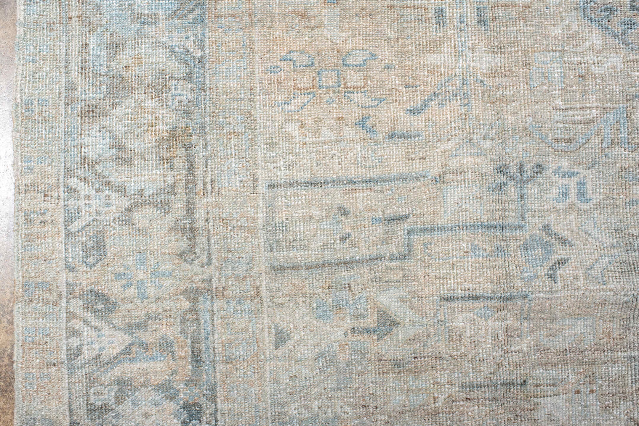 heriz Rug - # 128173