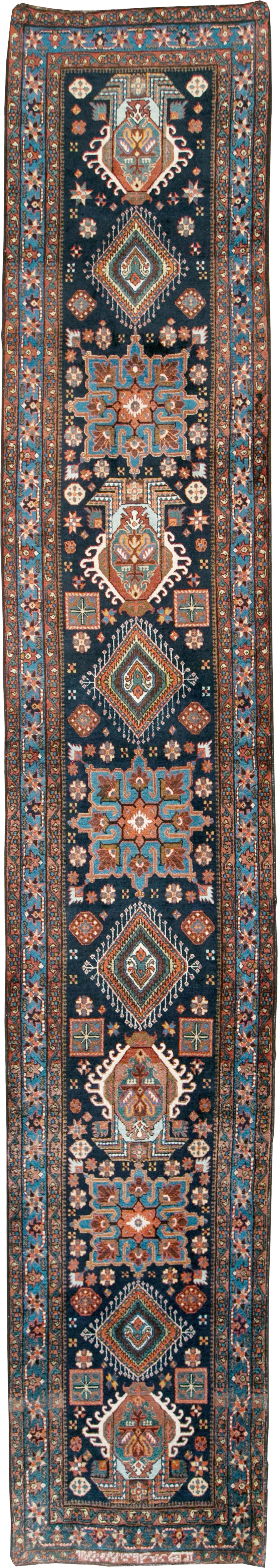 heriz Runner - # 106983