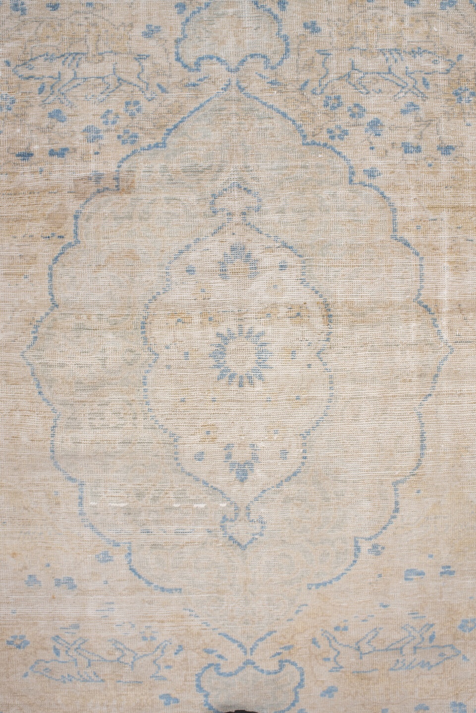 kaisary Rug - # 125866