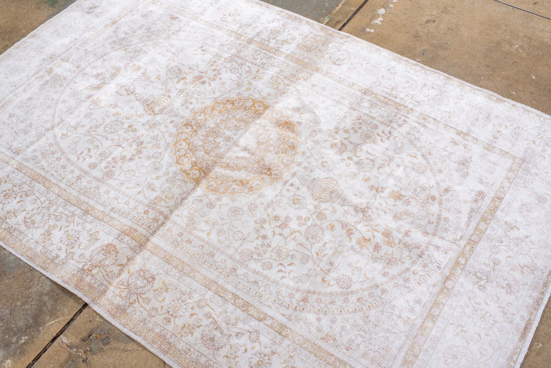 kaisary Rug - # 126124