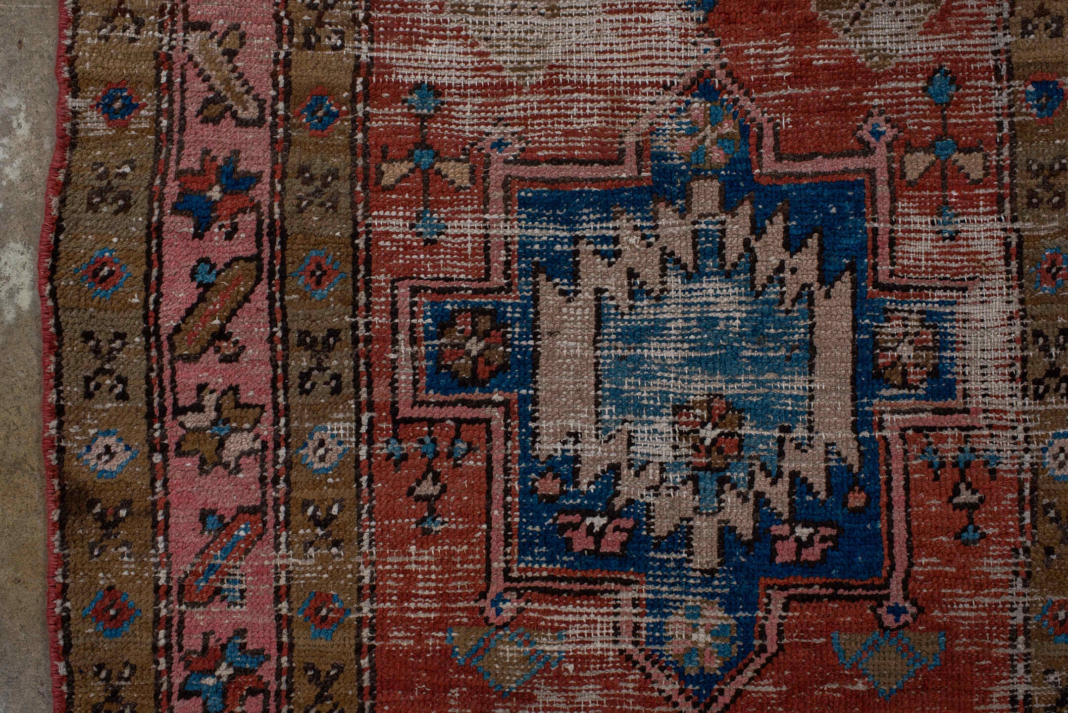 karaje Rug - # 126997