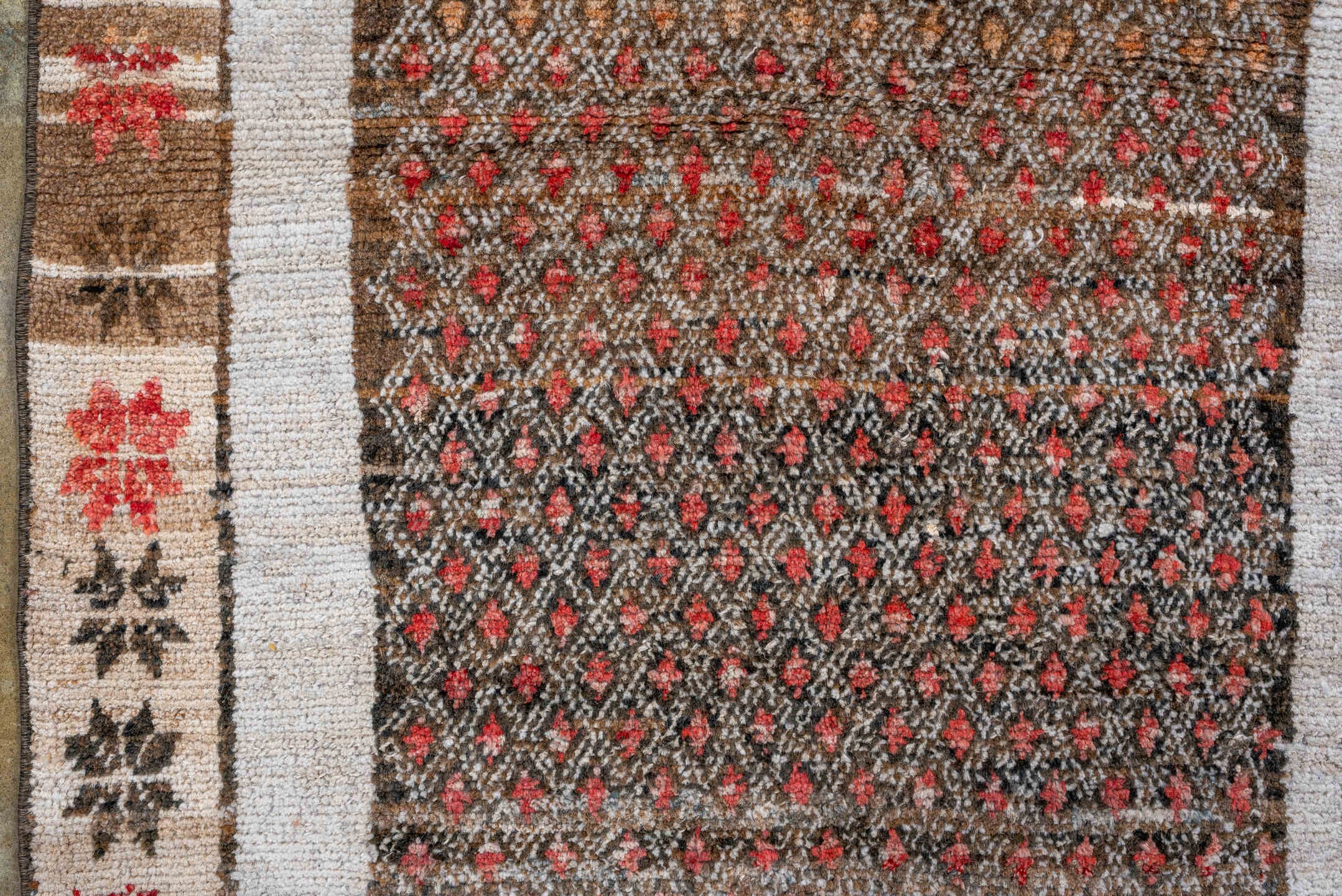 kars Rug - # 125828