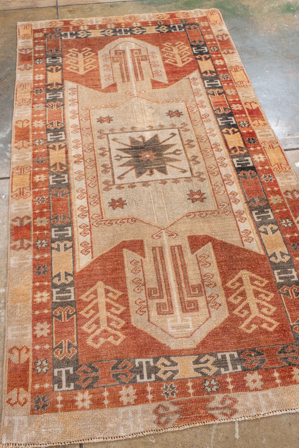 kars Rug - # 126413