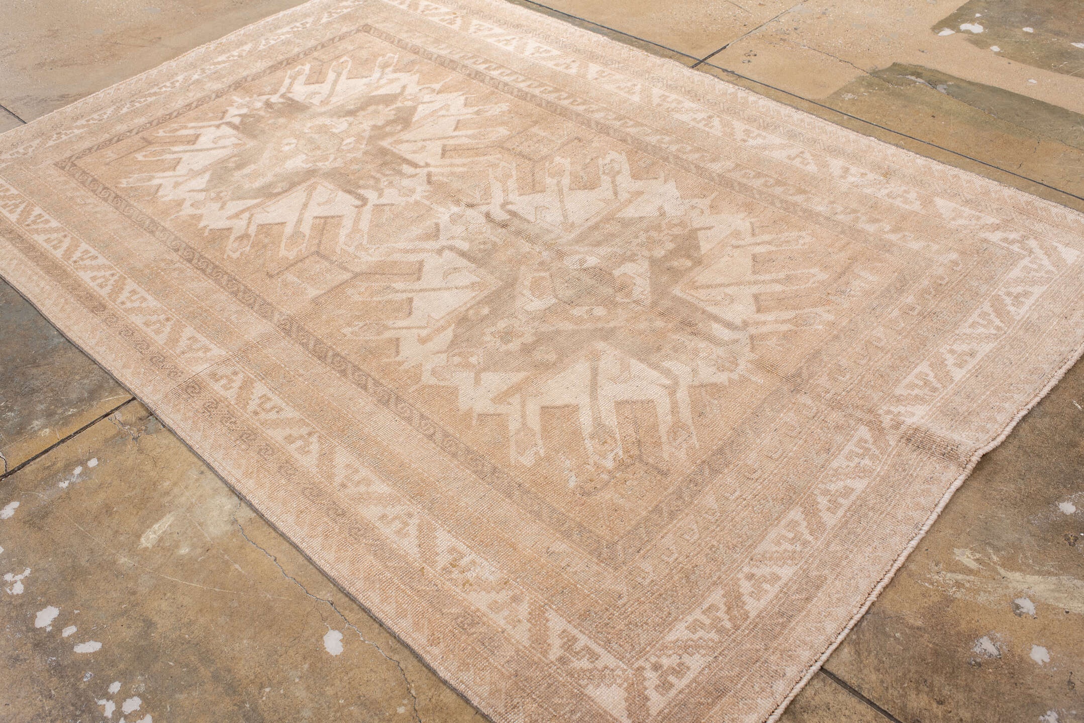 kars Rug - # 127388
