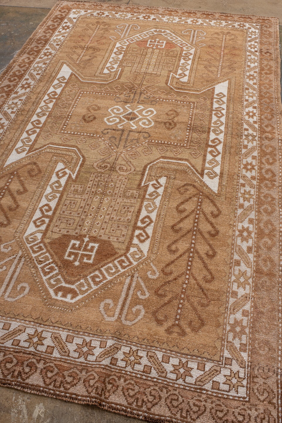 kars Rug - # 127641