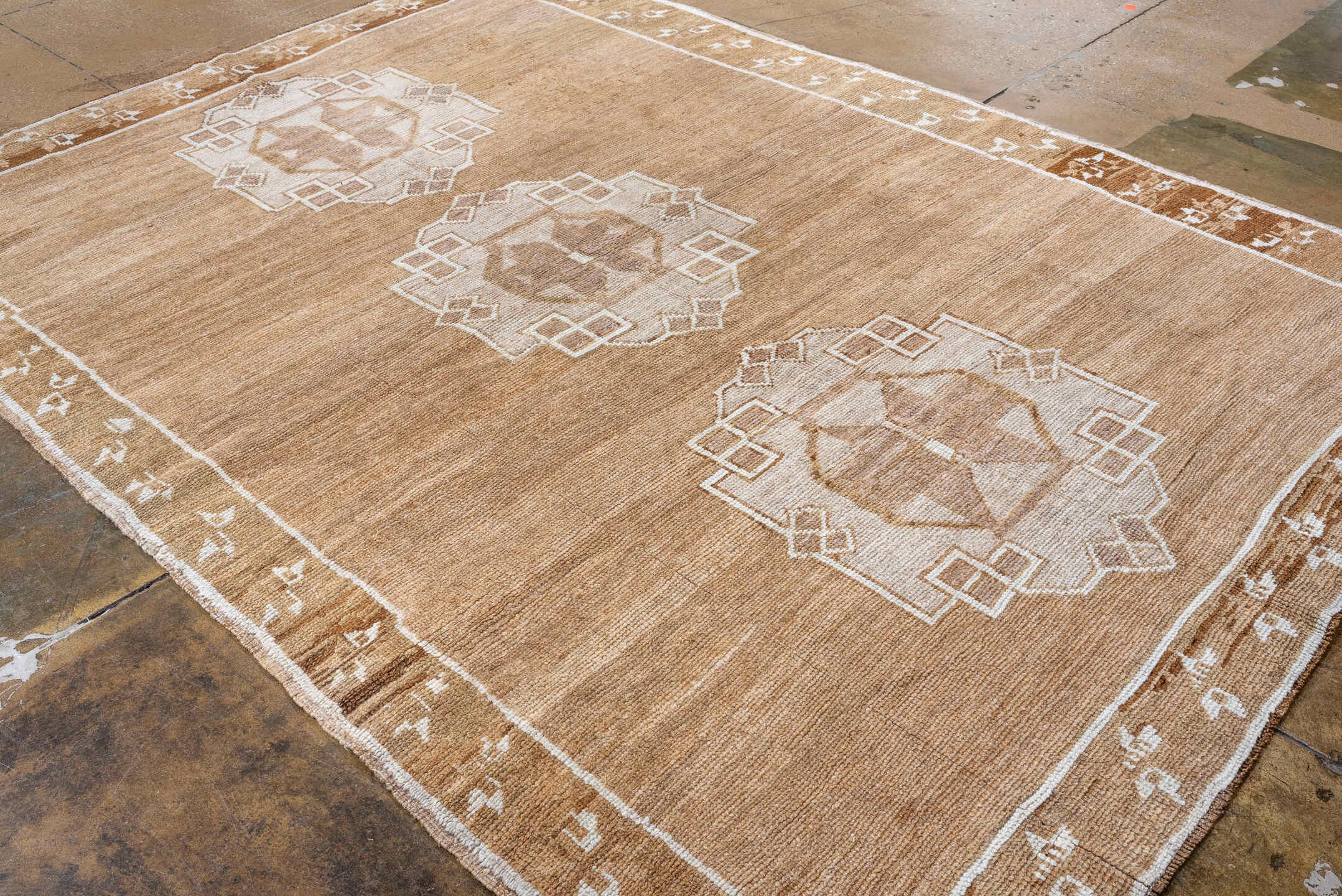 kars Rug - # 128460