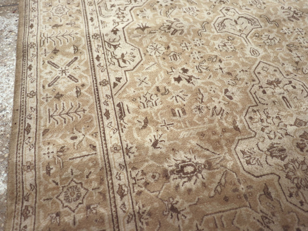 kashan Rug - # 102313