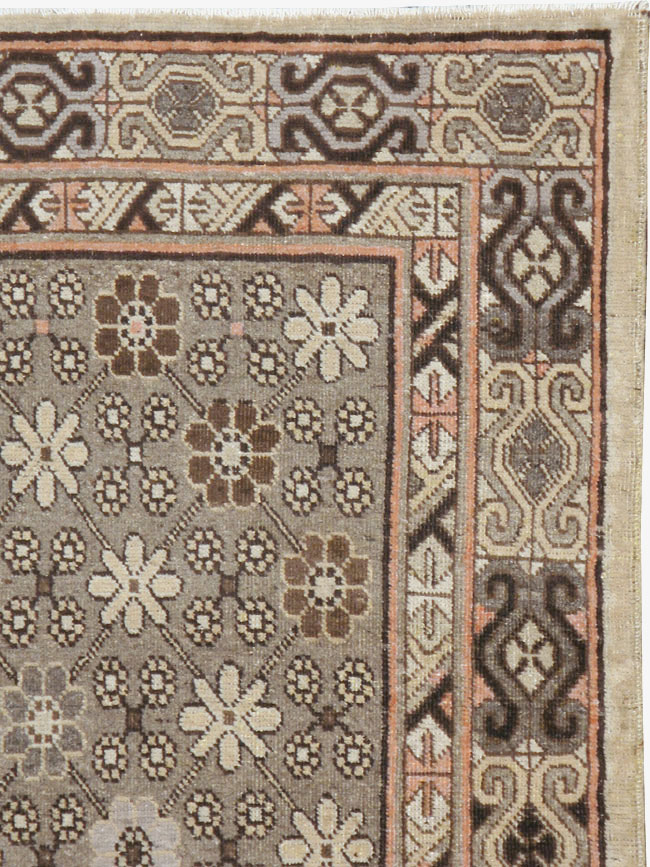 khotan Rug - # 100875