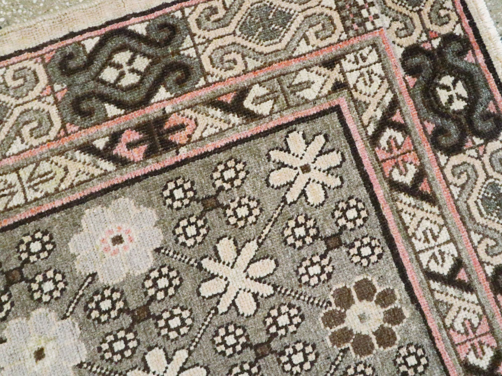 khotan Rug - # 100875