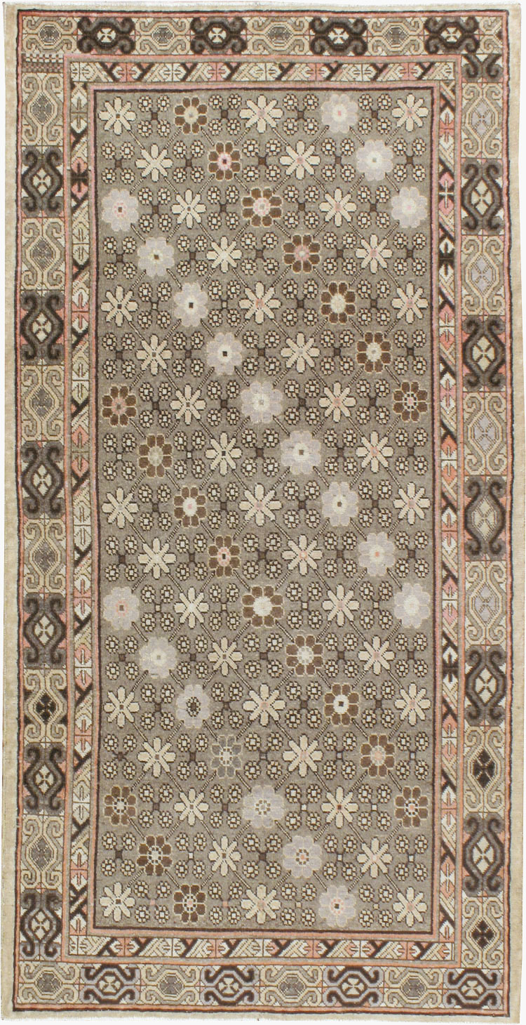 khotan Rug - # 100875