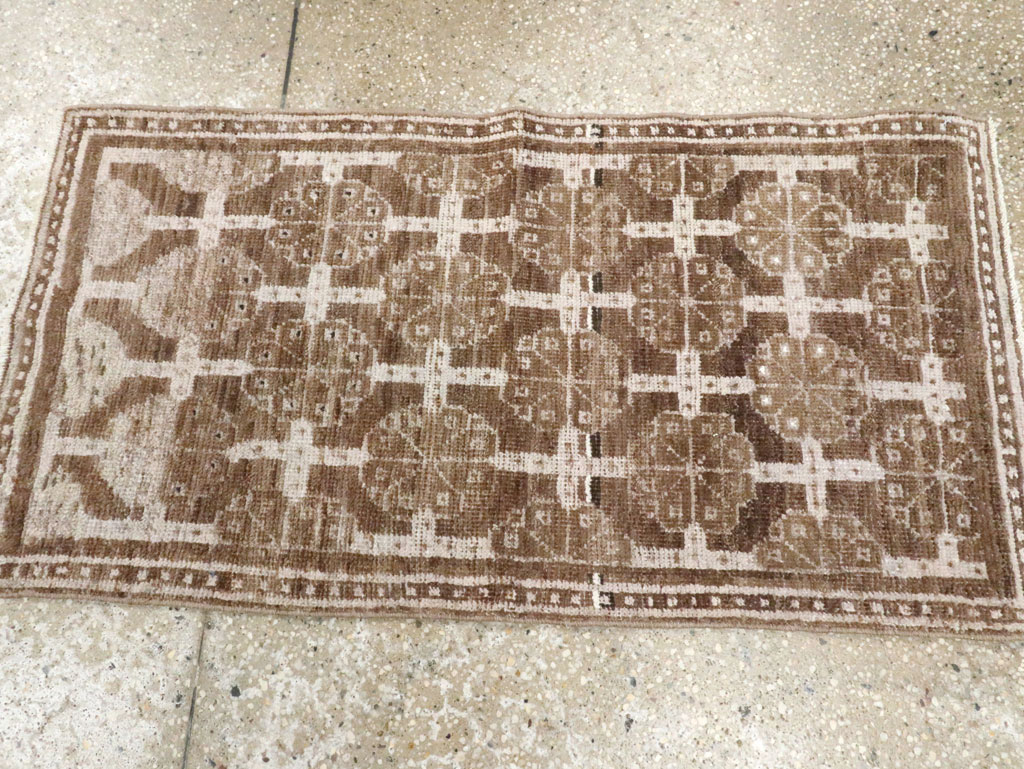 khotan Rug - # 101823